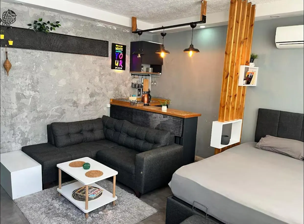 Jacuzzi House In The Most Central Loc Of Анталья Апартаменты